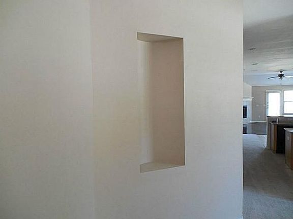 5th image of 2609 Saint Johns Dr