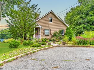 43 Laramie Trl W, Hewitt, NJ 07421