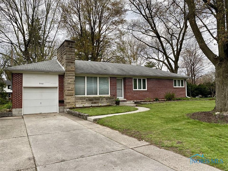 1st image of 908 Parker Ave