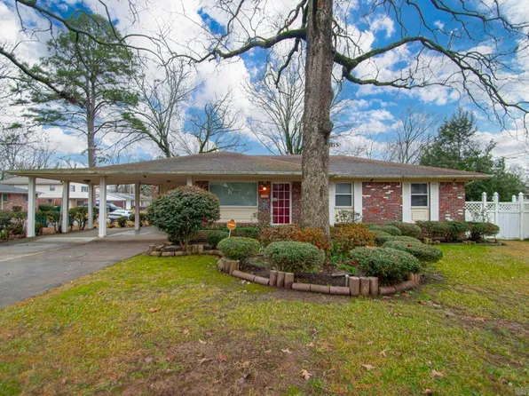 9801 Temple Dr, Little Rock, AR 72205