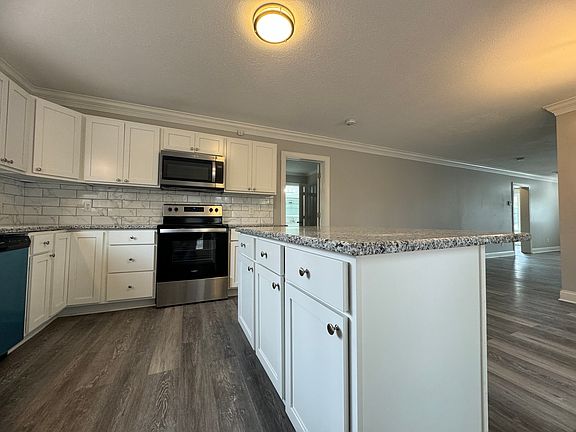 4th image of 1803 Allyson Ave