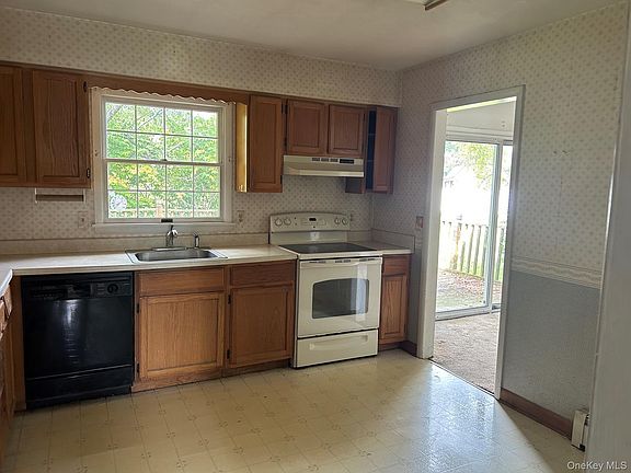 4th image of 6 Pembroke Road