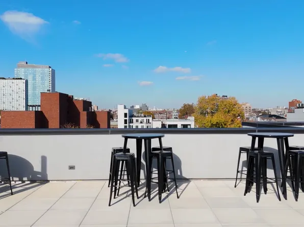 880 Rogers Avenue image 19 of 22