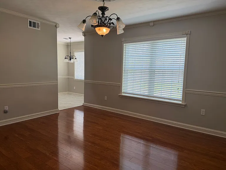 3432 Lynchburg St — Photo 7