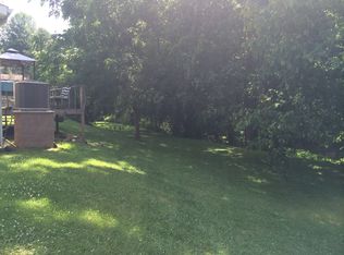 306 Rr 2, Milton, WV 25541