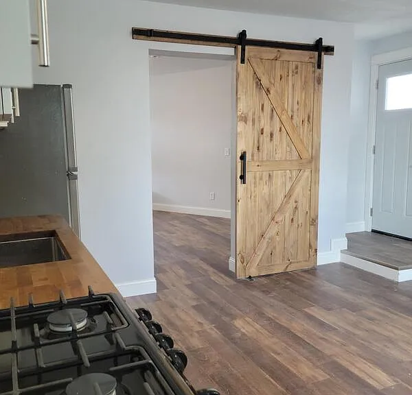 205 Oskaloosa St #207 — Photo 5
