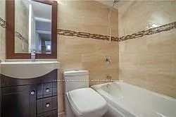 12 Lochinvar Cres — Photo 11