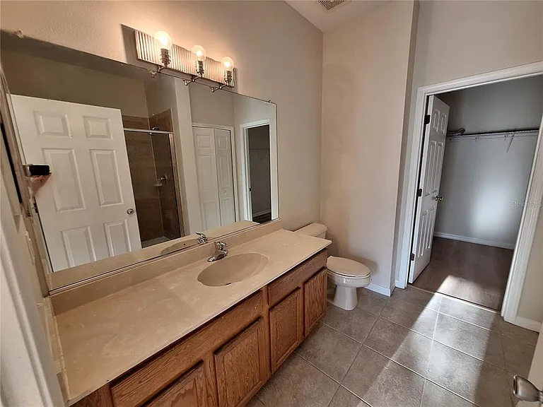 3709 Parkridge Cir #7-204 — Photo 11