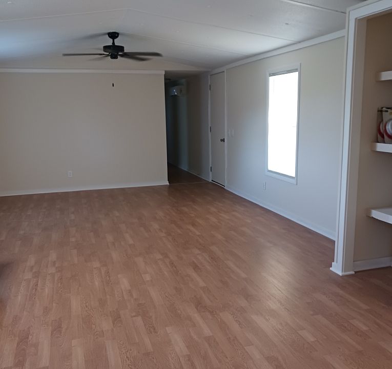 1st image of 14357 Shirley Rd