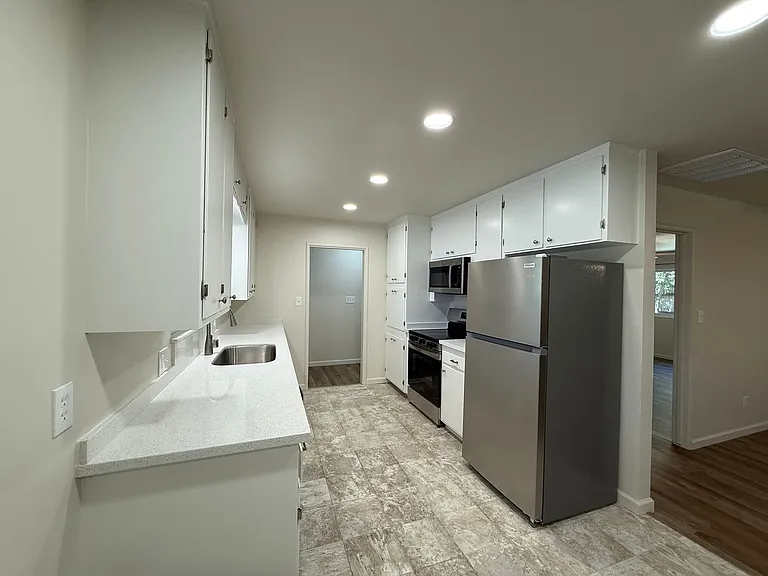 3709 Columbine Dr — Photo 11