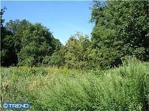 2nd image of 2155 Buttonwood Ln