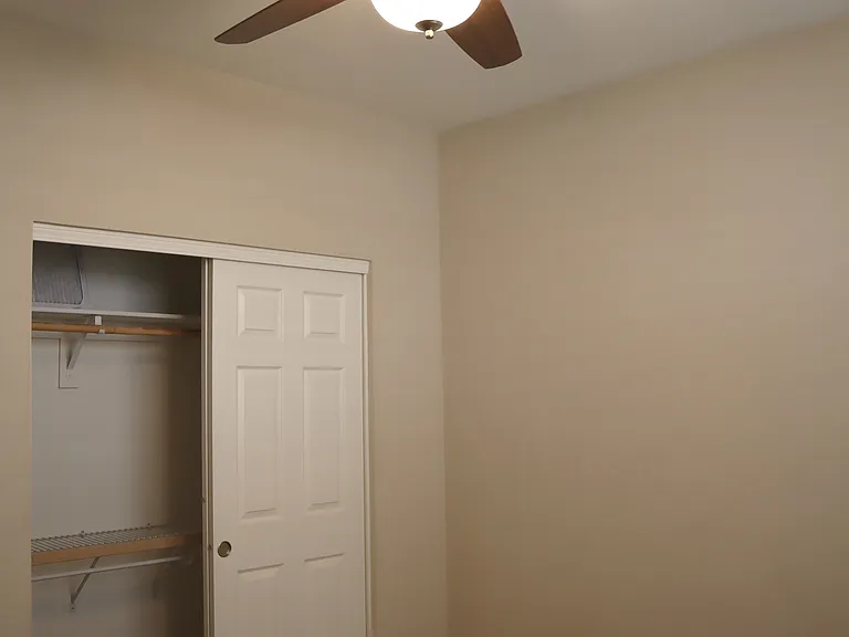 540 Needles Ct — Photo 16