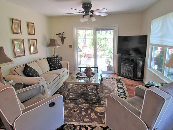 4th image of 5062 Glendale Dr