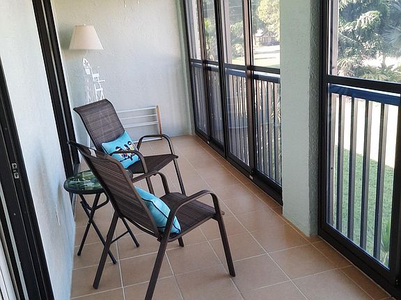 5th image of 9265 Lake Park Dr APT 203