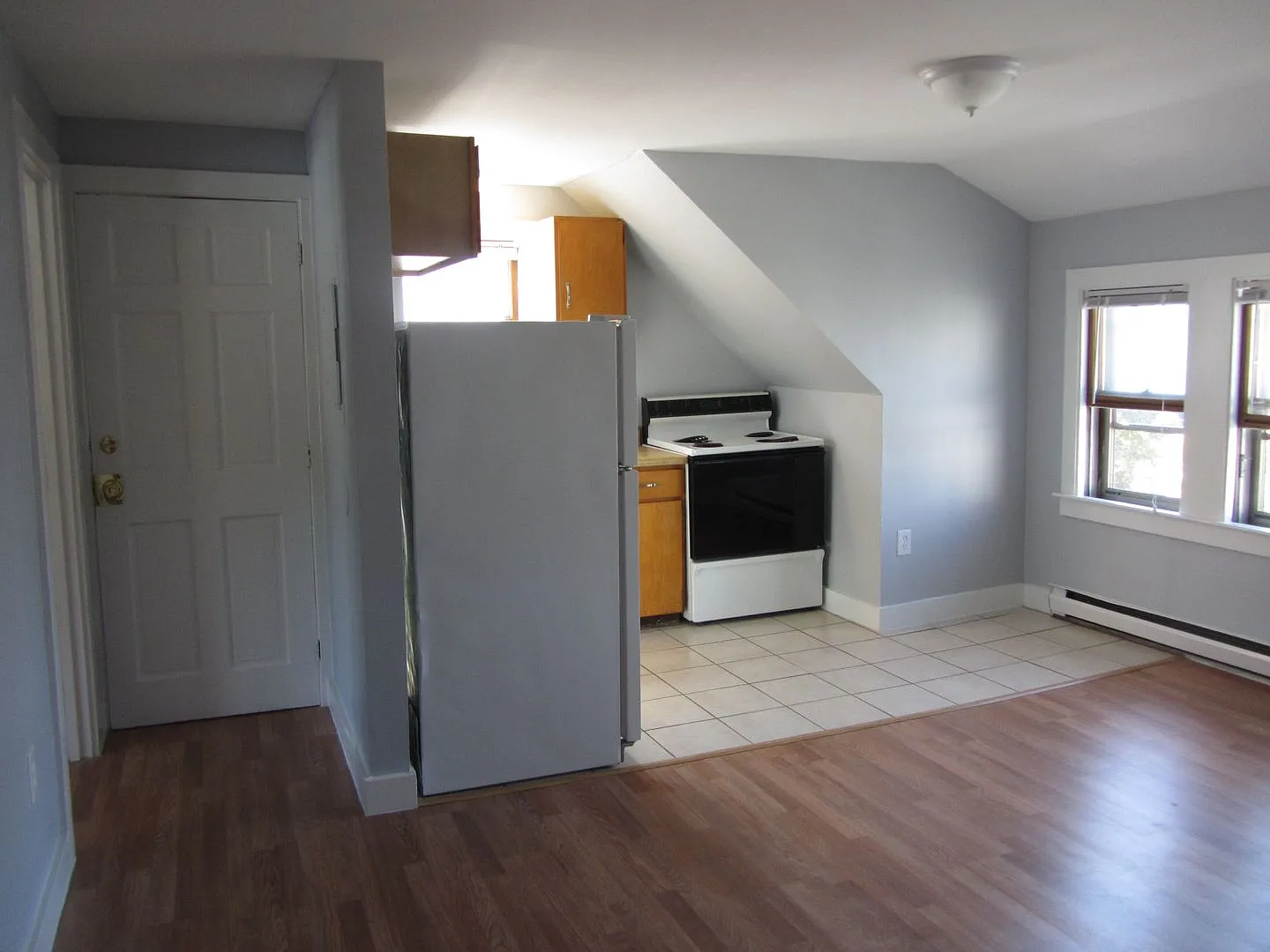 397-399 Alfred St — Photo 3
