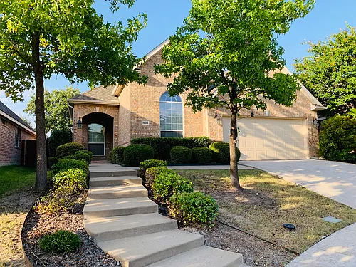 1505 Somerset Dr Photo 1