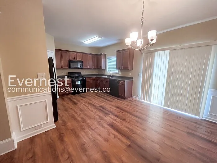 1722 Coleville Oak Ln — Photo 5