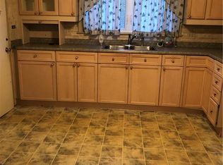 4015 McKoon Ave, Niagara Falls, NY 14305