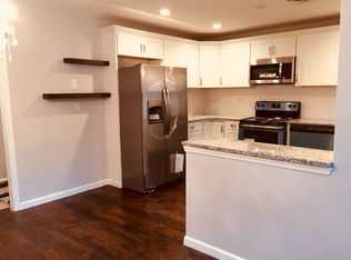 455A Portsmouth Dr, Lakewood, NJ 08701