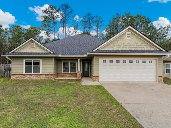 442 Lee Road 2170, Phenix City, AL 36870