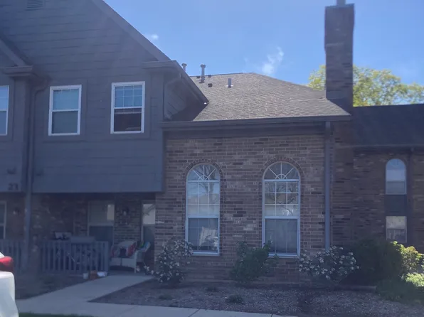 23 Foxcroft Rd APT 119, Naperville, IL 60565