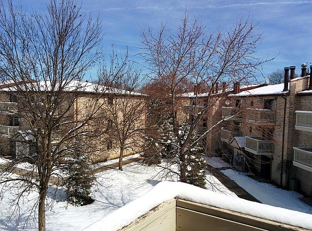 2nd image of 431 E Osage Ln APT 3B