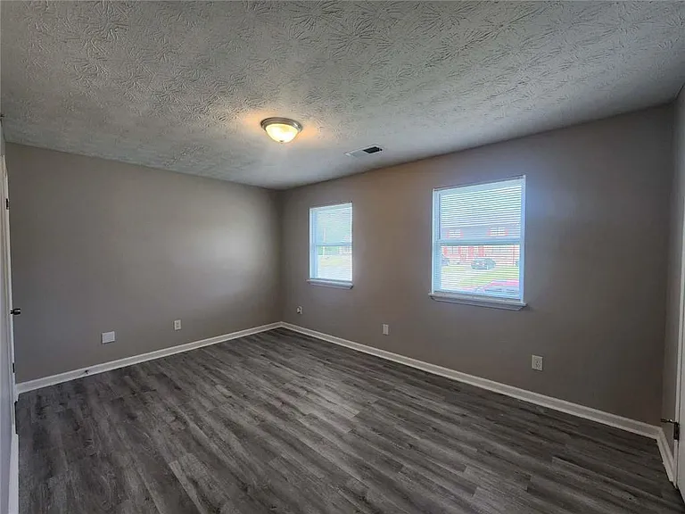 1653 Pinedale Cir NW — Photo 7