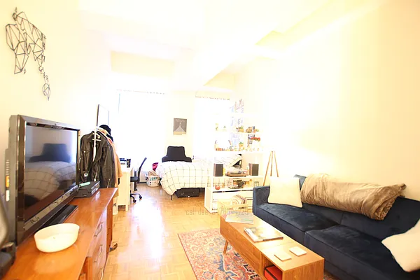 Rented by Corcoran | media 12