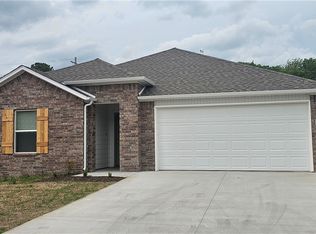 1608 Ridgeview Dr, Springdale, AR 72764