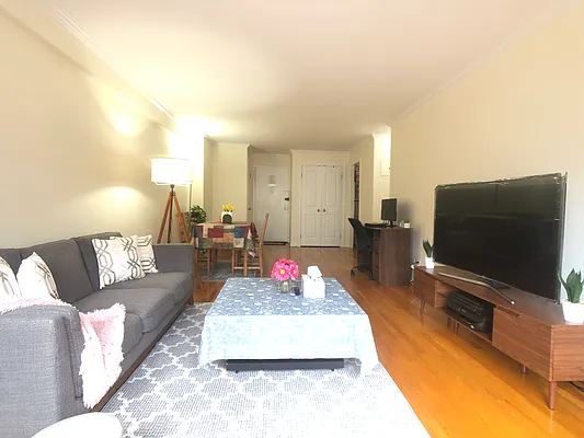 Rented by Douglas Elliman | media 12