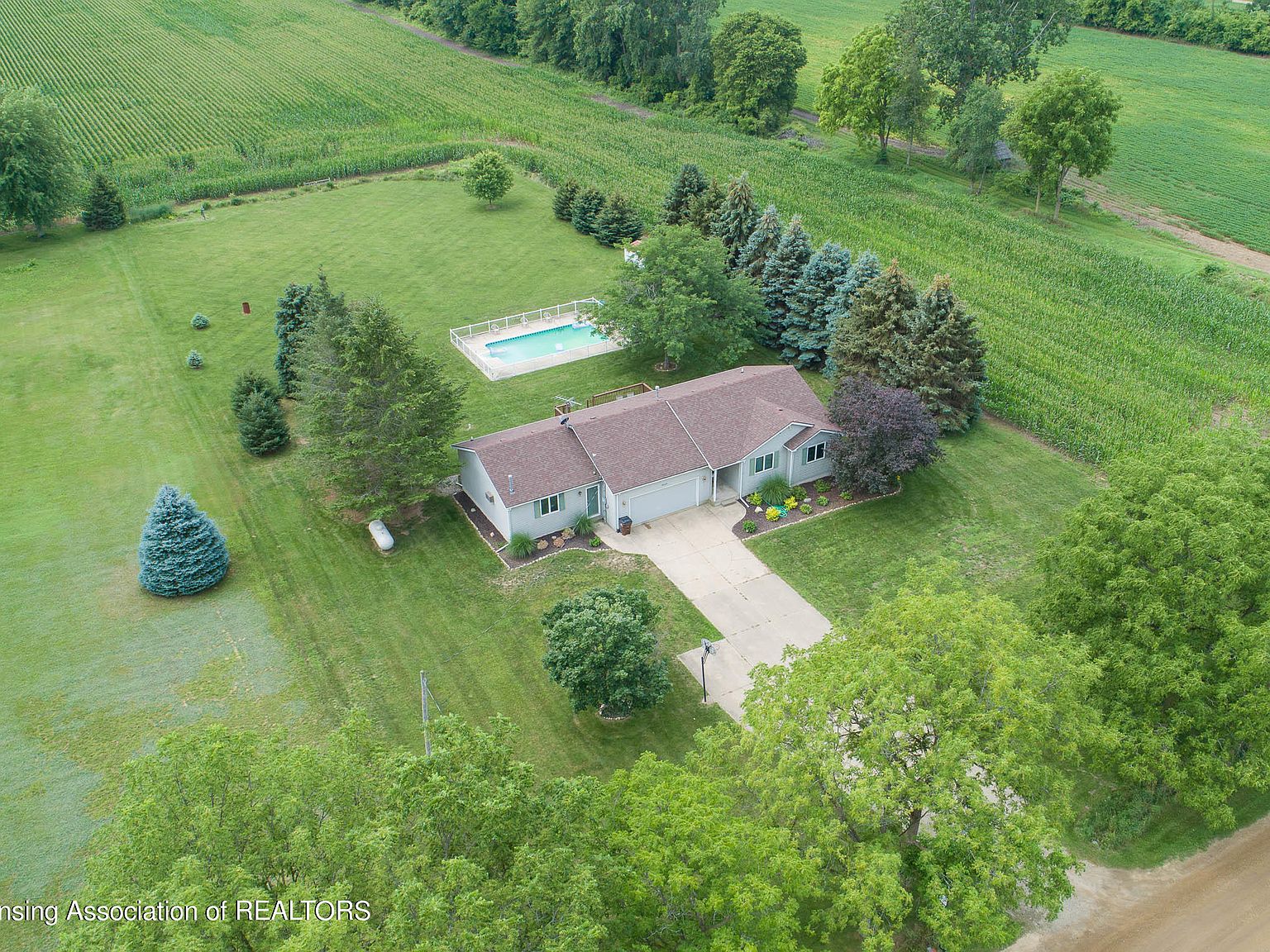4450 E Townsend Rd, Saint Johns, MI 48879 Zillow