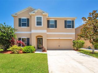 707 Fern Leaf Dr, Ruskin, FL 33570