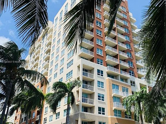 2nd image of 2000 N Bayshore Dr APT 522