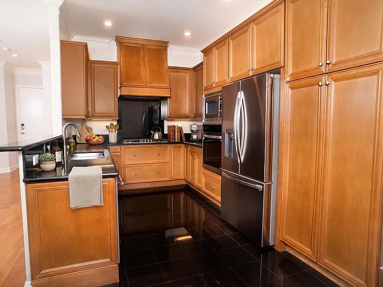 11528 Verona Dr — Photo 7