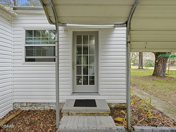 3rd image of 105 Major Ln