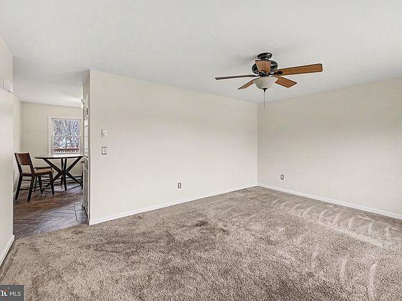 2nd image of 256 Lightner Rd