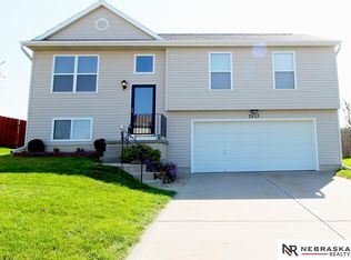7513 N 111th Ave, Omaha, NE 68142