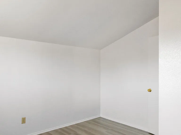 3565 W Savanna St #5 — Photo 17