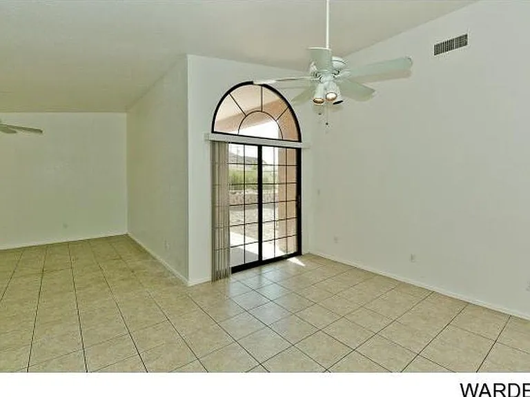 3250 Osborn Dr #A — Photo 11