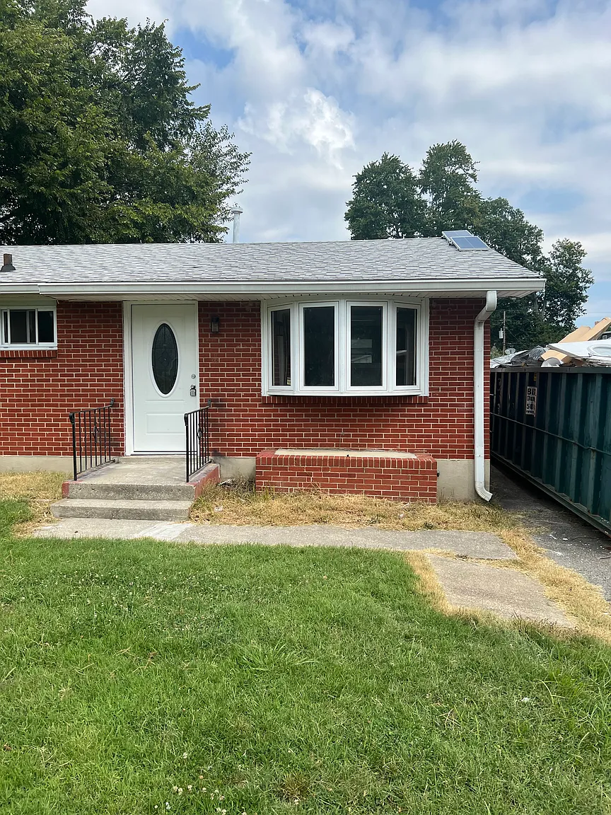 2507 Briargate Ave photo 1