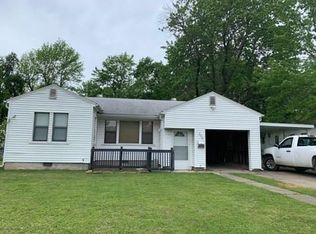 206 N West End St, Springdale, AR 72764