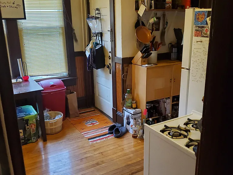 1128 Erin St #2 — Photo 4
