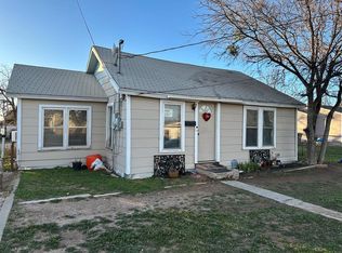 3803 Travis St, San Angelo, TX 76903