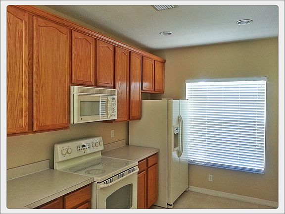 5th image of 9321 Jasmine Flower Ln