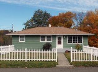 910 Wallace St, Endicott, NY 13760