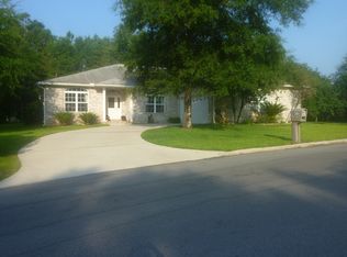 401 Skyline Cir, Crestview, FL 32539