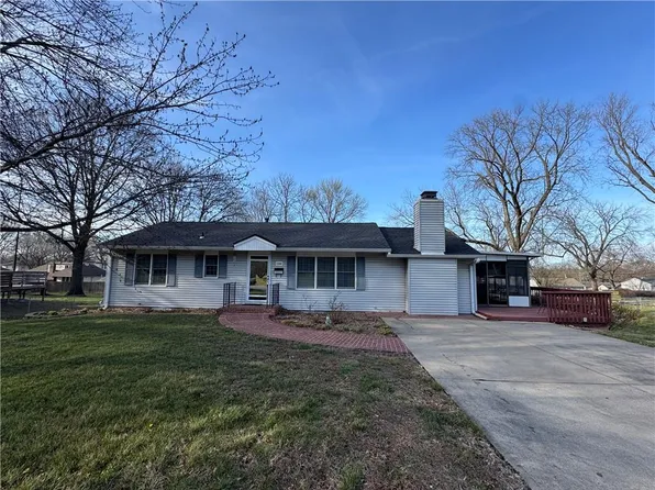 12000 W 60th Pl, Shawnee, KS 66216