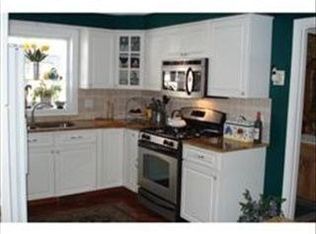 10 Duckford Cir, Nashua, NH 03063