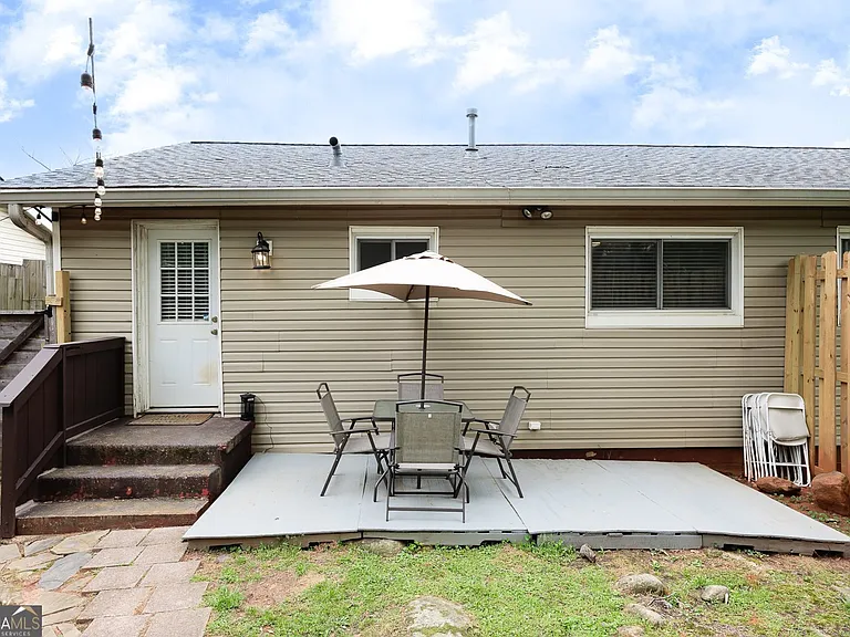1040 Herndon St NW #B — Photo 26