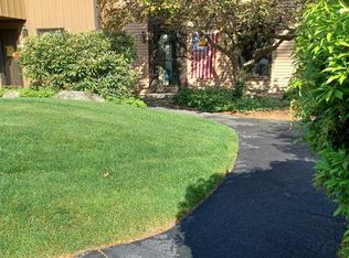 15 Quarry Cir, Milford, NH 03055